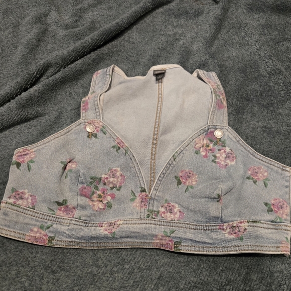 Wild Fable Denim Crop Floral Top - Picture 2 of 6